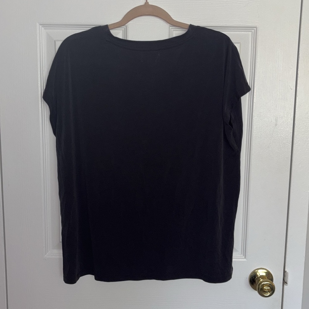 Basic Gray Top - Picture 5 of 5